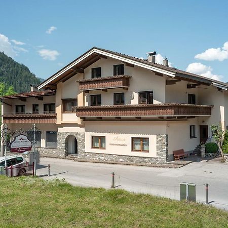 Gastehaus Amor Apartment Mayrhofen Exterior photo